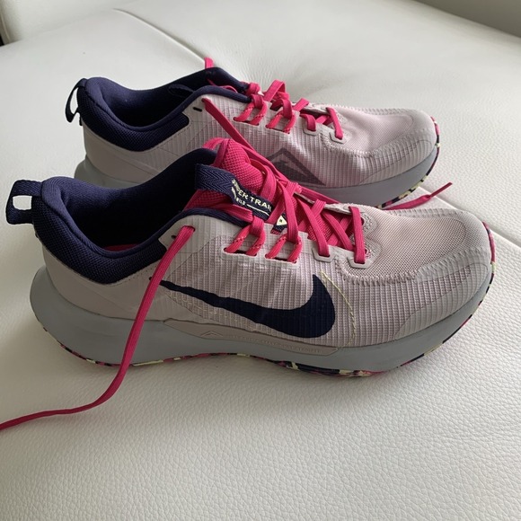 Nike Shoes Women Size 9.5 Juniper Trail 2 Running lace up Platinum Violet Pink - Picture 3 of 5